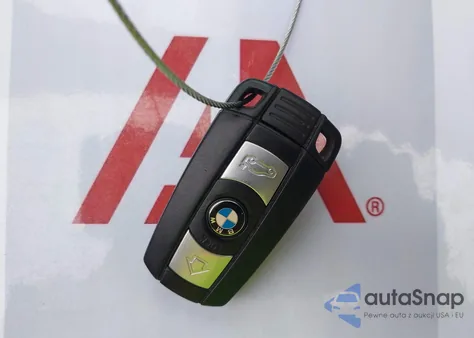 2014 BMW X1 xDrive28I из США, поврежденный, VIN WBAVL1C50EVY10567